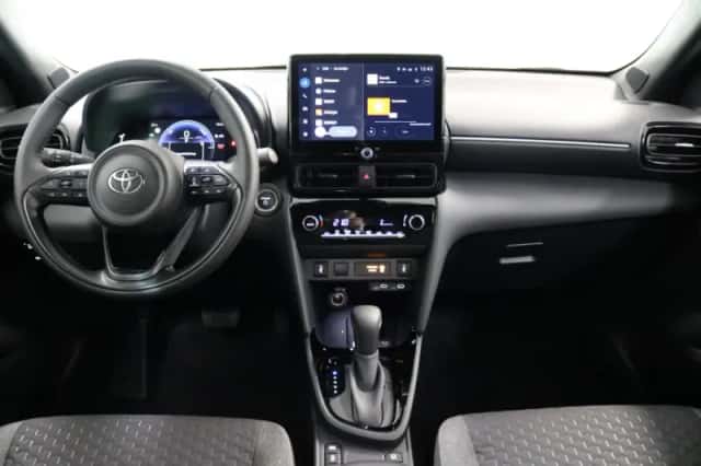 Toyota Yaris Cross (2024) thumbnail 17