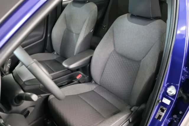 Toyota Yaris Cross (2024) thumbnail 8