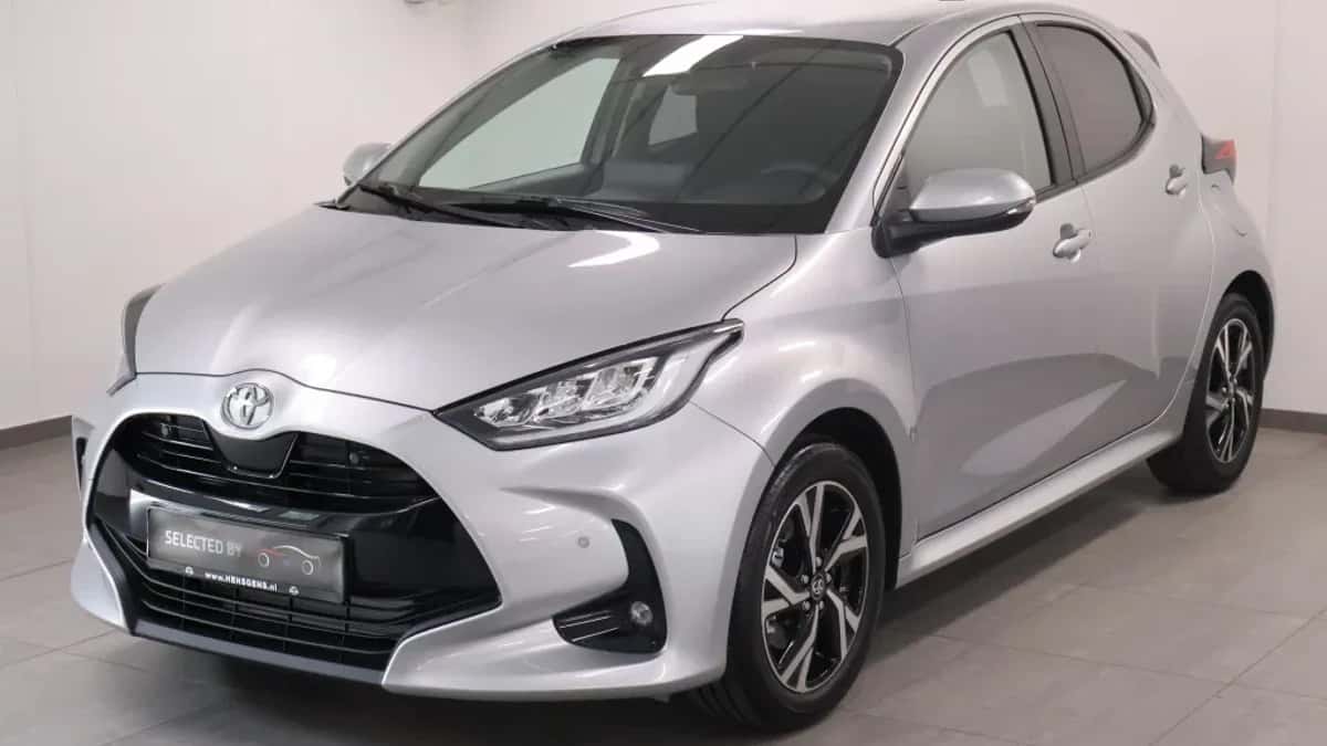 Toyota Yaris (2025) — foto 1