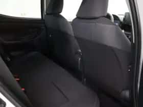 Toyota Yaris (2025) thumbnail 13