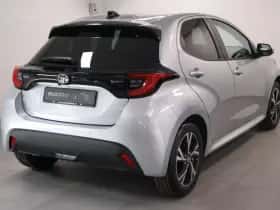 Toyota Yaris (2025) thumbnail 3