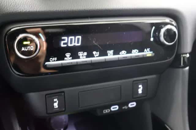 Toyota Yaris (2025) thumbnail 25