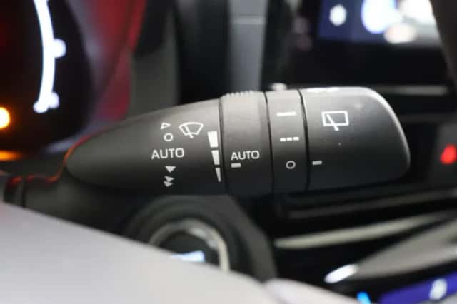 Toyota Yaris Cross (2025) thumbnail 21