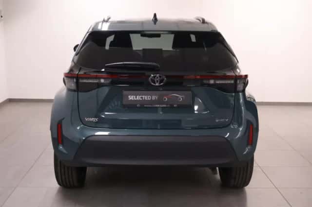 Toyota Yaris Cross (2025) thumbnail 4