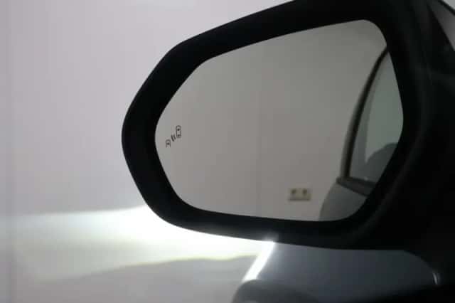 Toyota Yaris Cross (2025) thumbnail 31