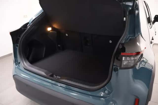 Toyota Yaris Cross (2025) thumbnail 35