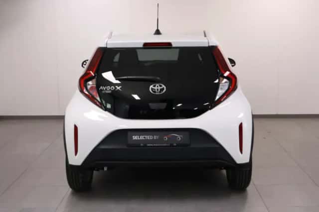 Toyota Aygo X (2023) thumbnail 4