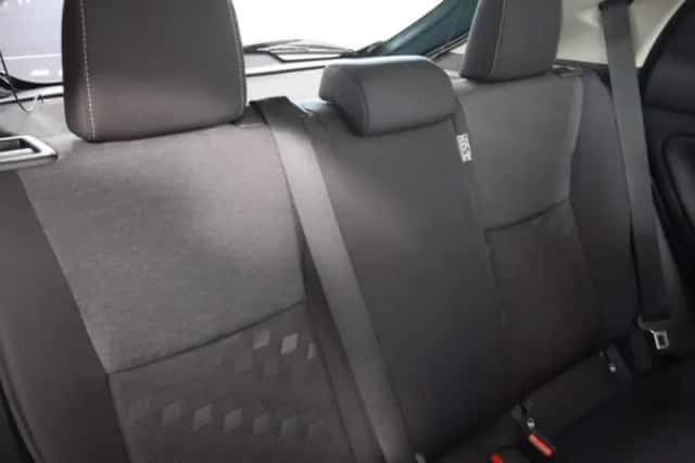 Toyota Yaris (2025) thumbnail 14