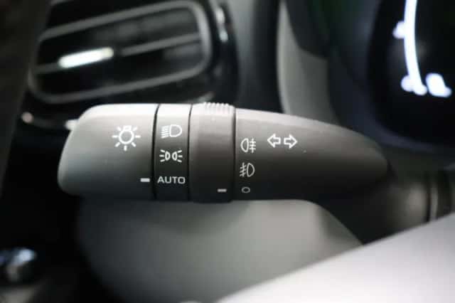 Toyota Yaris (2025) thumbnail 21
