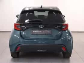 Toyota Yaris (2025) thumbnail 4