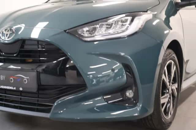 Toyota Yaris (2025) thumbnail 32