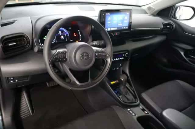 Toyota Yaris (2025) thumbnail 7
