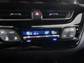 Toyota C-HR (2020) thumbnail 28
