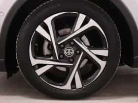 Toyota C-HR (2020) thumbnail 5