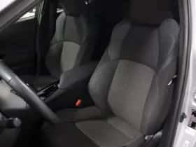 Toyota C-HR (2020) thumbnail 9