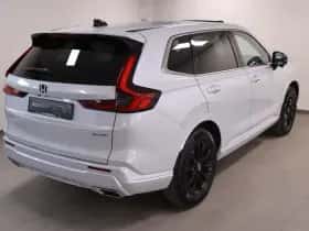 Honda CR-V (2023) thumbnail 3
