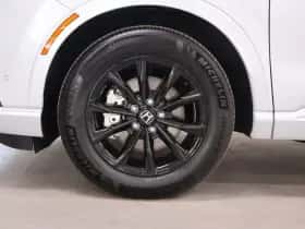 Honda CR-V (2023) thumbnail 5
