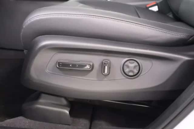 Honda CR-V (2023) thumbnail 9