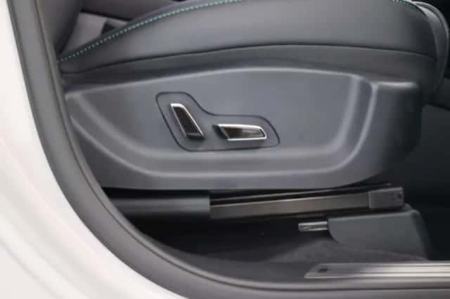 BYD Seal U (2026) thumbnail 16