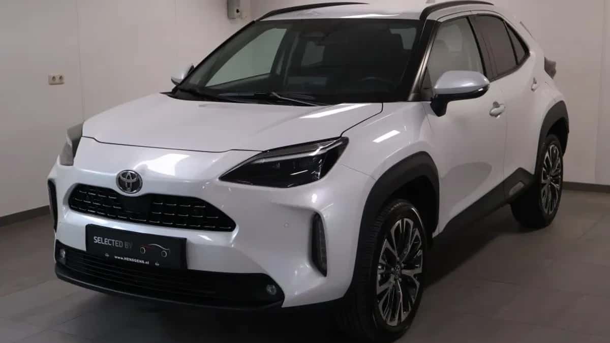 Toyota Yaris Cross (2024) — foto 1