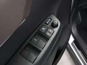 Toyota Yaris Cross (2024) thumbnail 14