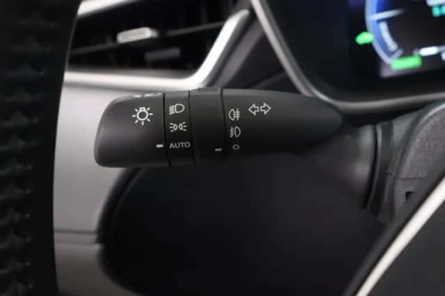 Toyota Corolla (2023) thumbnail 19