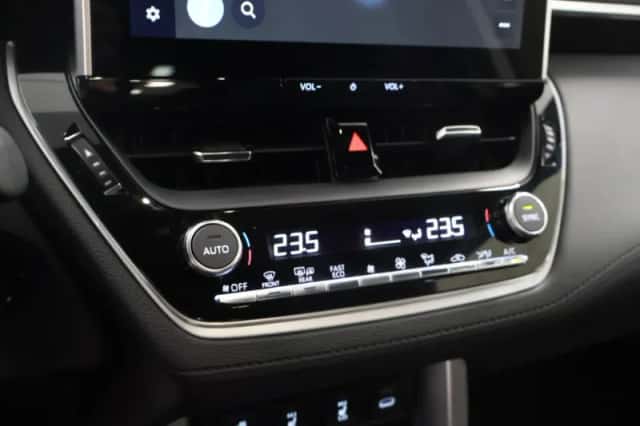 Toyota Corolla (2023) thumbnail 25