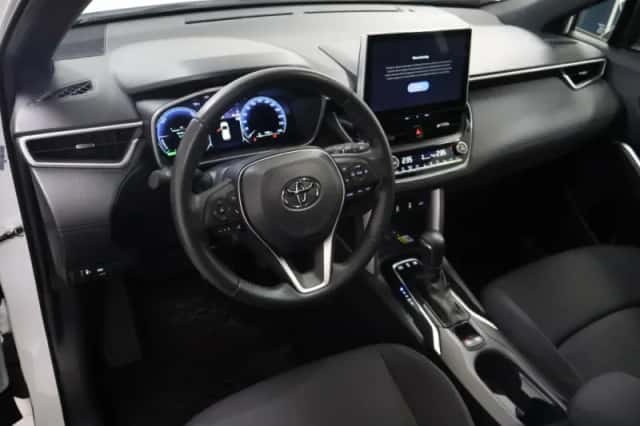 Toyota Corolla (2023) thumbnail 5