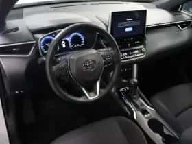 Toyota Corolla (2023) thumbnail 5