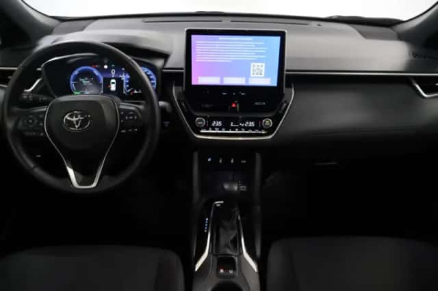 Toyota Corolla (2023) thumbnail 6