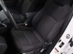 Toyota Corolla (2023) thumbnail 8