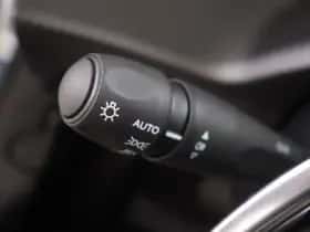 Peugeot 2008 (2025) thumbnail 18