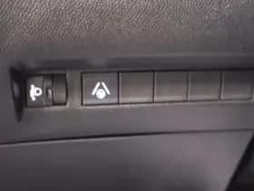 Peugeot 2008 (2025) thumbnail 21