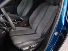 Peugeot 2008 (2025) thumbnail 8