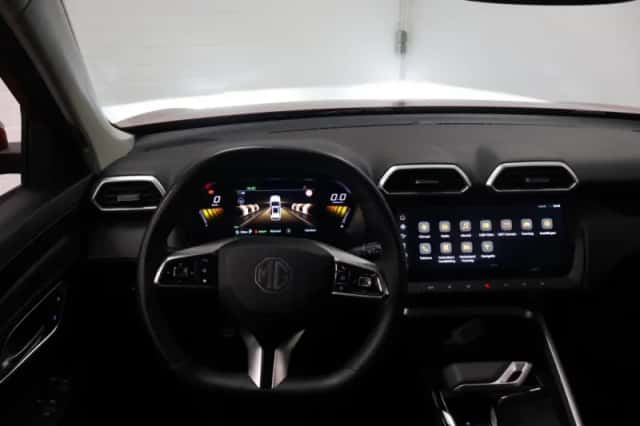 MG ZS (2025) thumbnail 20