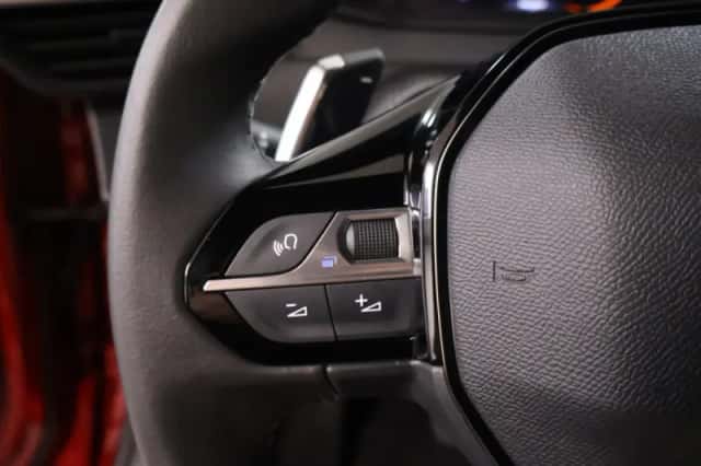 Peugeot 2008 (2025) thumbnail 14