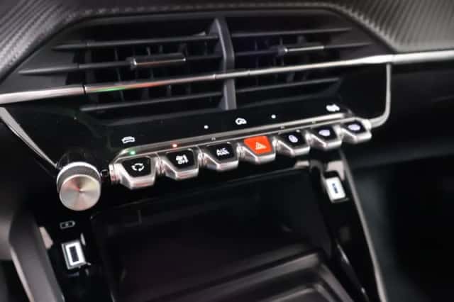 Peugeot 2008 (2025) thumbnail 24