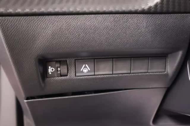 Peugeot 2008 (2025) thumbnail 27