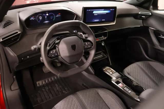 Peugeot 2008 (2025) thumbnail 6