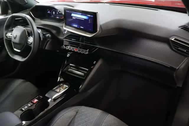 Peugeot 2008 (2025) thumbnail 8