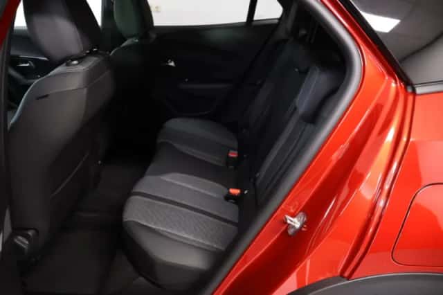 Peugeot 2008 (2025) thumbnail 10