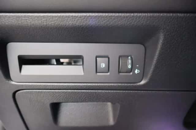 BYD Seal U (2024) thumbnail 13