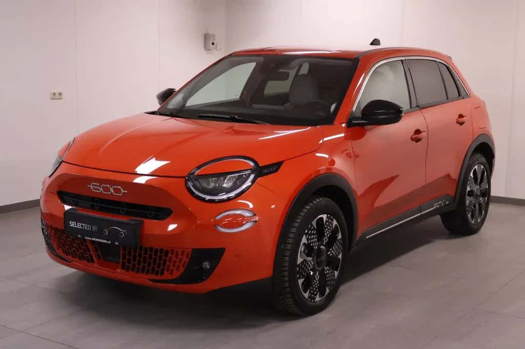 Fiat 600E (2023) — foto 1