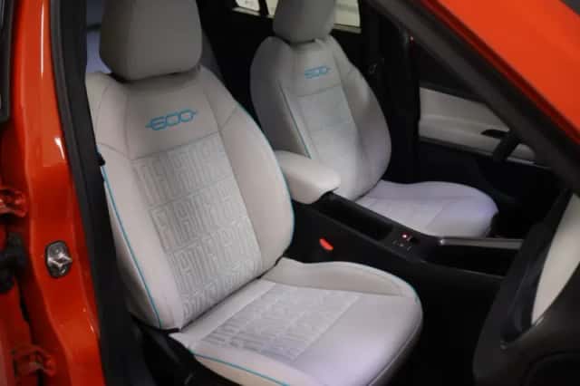 Fiat 600E (2023) thumbnail 12