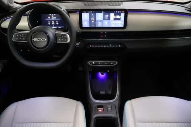 Fiat 600E (2023) thumbnail 7