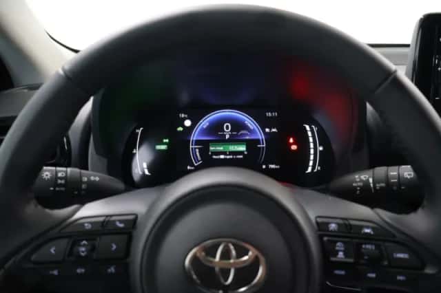 Toyota Yaris (2025) thumbnail 17