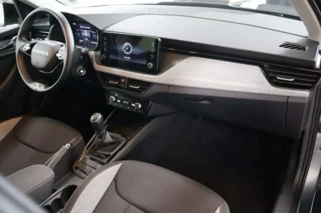 Škoda Kamiq (2020) thumbnail 8