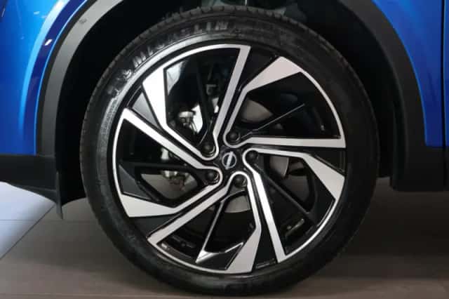 Nissan Qashqai (2021) thumbnail 5