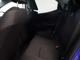 Toyota Yaris (2025) thumbnail 11