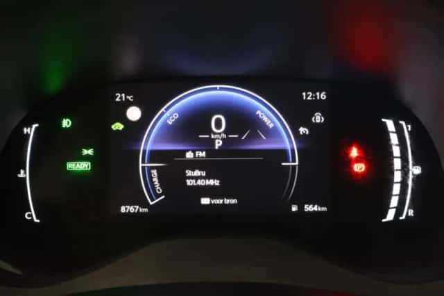 Toyota Yaris (2025) thumbnail 16